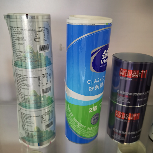 High-resolution printing on flexible plastic packaging